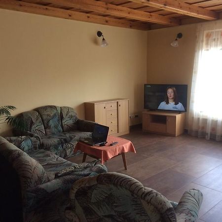 Sosto Gold Vendeghaz Hotell Nyíregyháza Exteriör bild